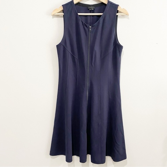 THEORY Bonbi Sleeveless Dress Zip Front Navy Blue Fit & Flare Flattering Size 6 - Picture 2 of 9